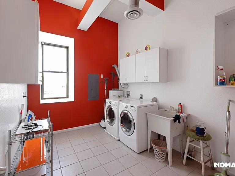 335 N Superior St #5 — Photo 32