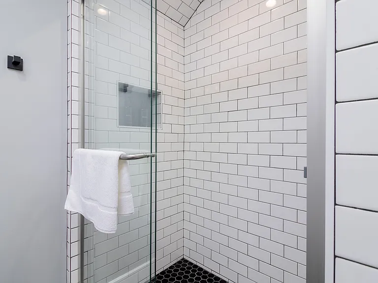 23368 Hoover Ave — Photo 24