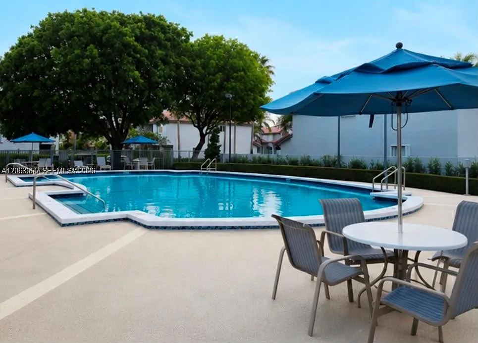 Doral Landing Townhomes — Photo 3