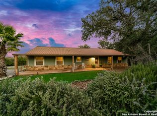 511 Lasso Loop, Canyon Lake, TX 78133