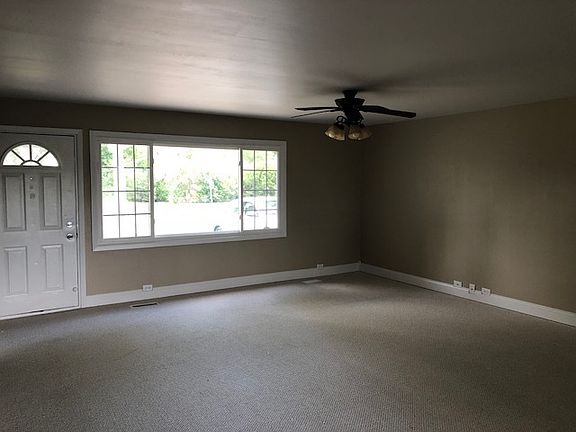 5th image of 2200 Cinema Dr E