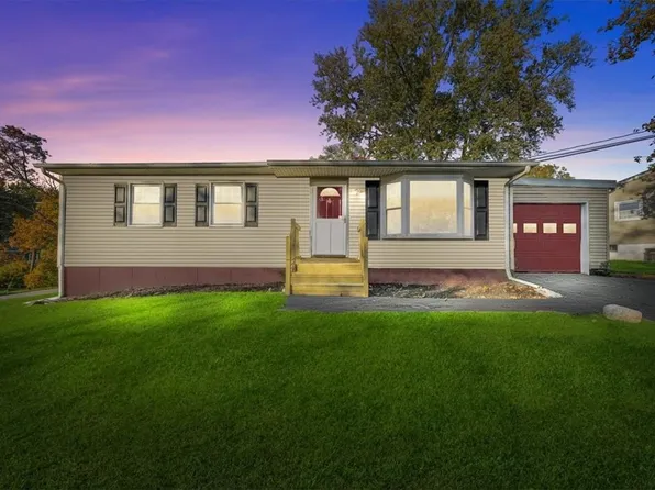 40 Cardinal Drive, Poughkeepsie, NY 12601