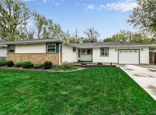 93 Sweet Briar Rd, Tonawanda, NY 14150