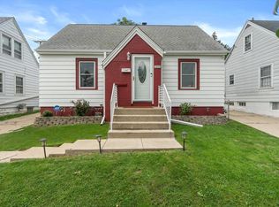 1355 S 94th St, West Allis, WI 53214
