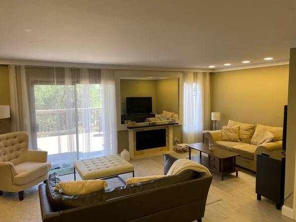 11 Montsalas Dr, Monterey, CA 93940