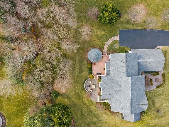 3rd image of 14951 Gaines Mill Cir