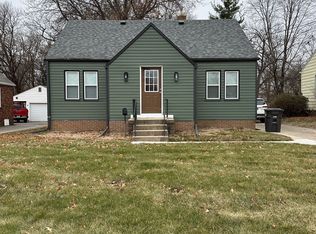 3822 E 9th St, Des Moines, IA 50316