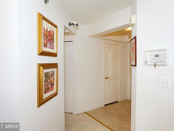 4th image of 5809 Nicholson Ln APT 1210