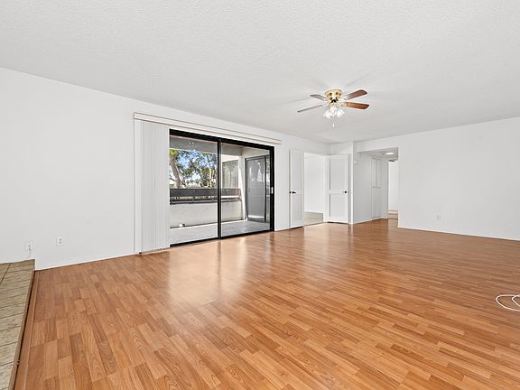 3rd image of 376 Center St Unit 120
