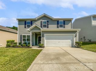 8925 Lilac Tree Ave, Charlotte, NC 28227