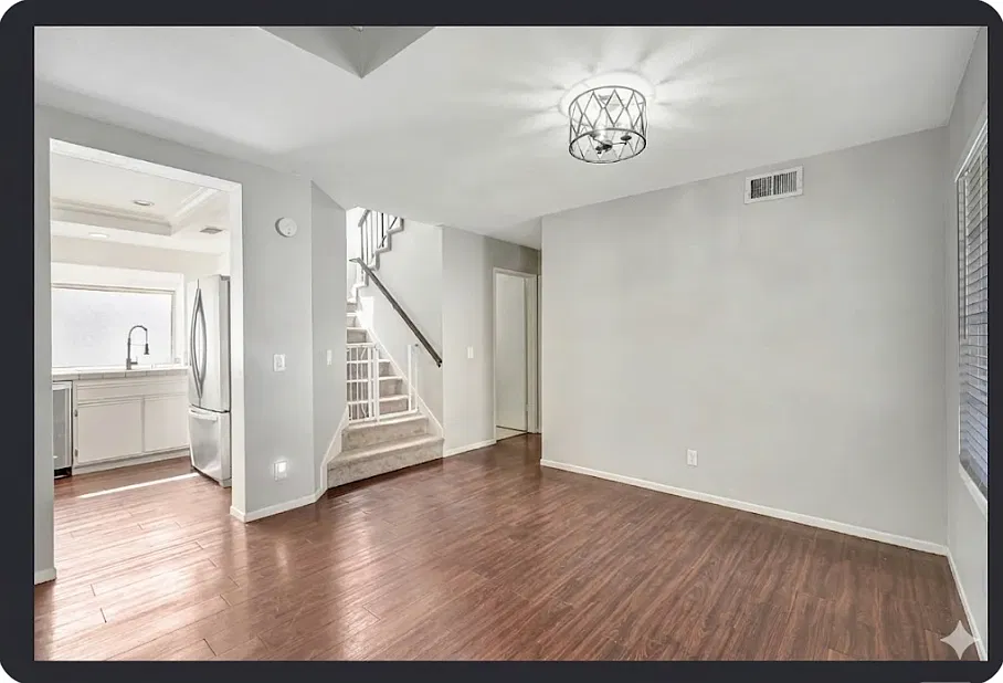 3 bed, 2.5 bath, 1519 sqft, $3,400 — Photo 2