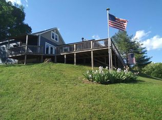 1011 Lodge Rd, Camden, TN 38320