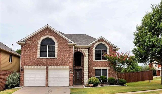 1st image of 7645 Parkwood Ln