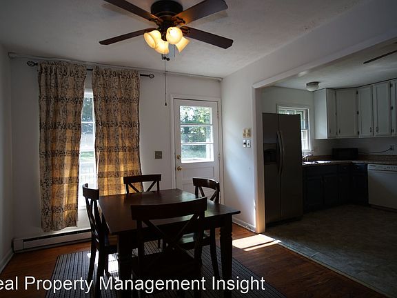 3rd image of 1106 Lora Ln APT 3