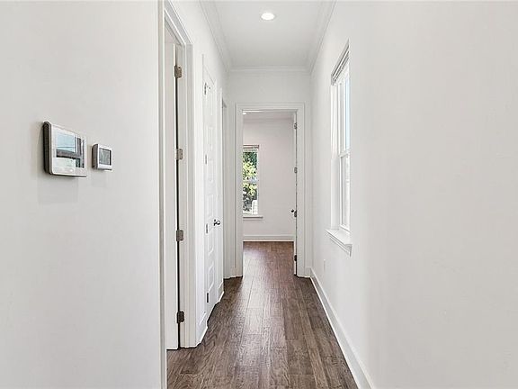 3rd image of 4519 New Orleans St