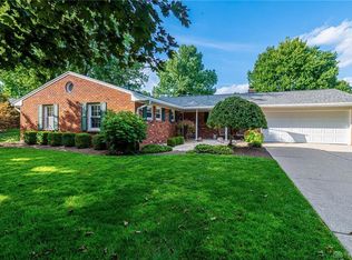 139 Winchcombe Dr, Dayton, OH 45459