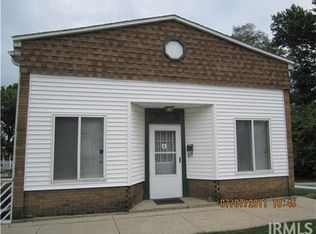 1735 E Calvert St, South Bend, IN 46613