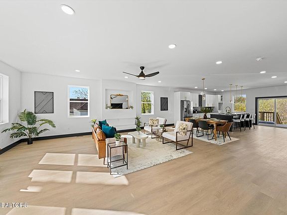 5th image of 1303 W Baxter Ave Lot 77