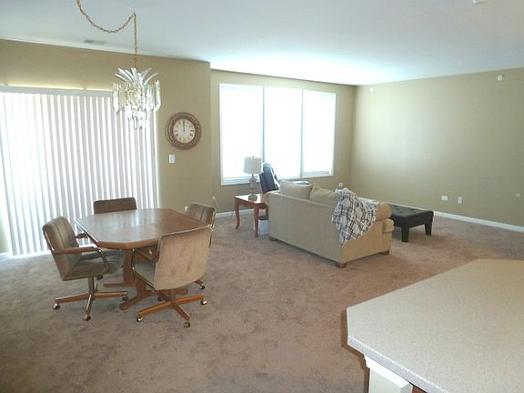 3rd image of 271 E Railroad Ave Unit 208
