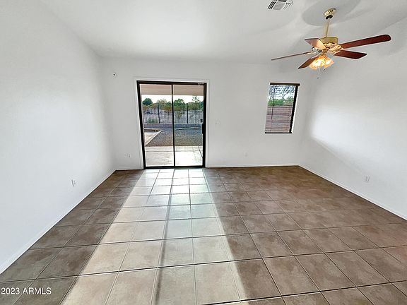3rd image of 30276 N SUNRAY Drive