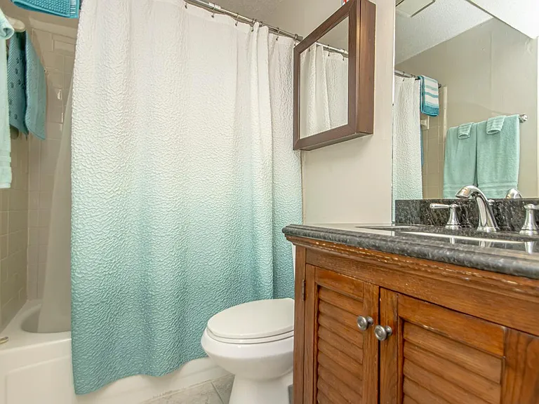 20 Woodhill Dr — Photo 24