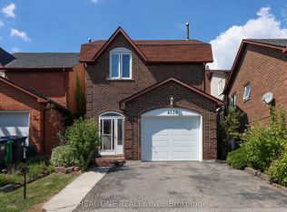 4139 Quaker Hill Dr, Mississauga, ON L5C 3M2
