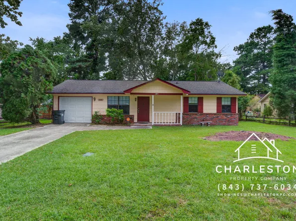 106 Carriage Ct, Summerville, SC 29486