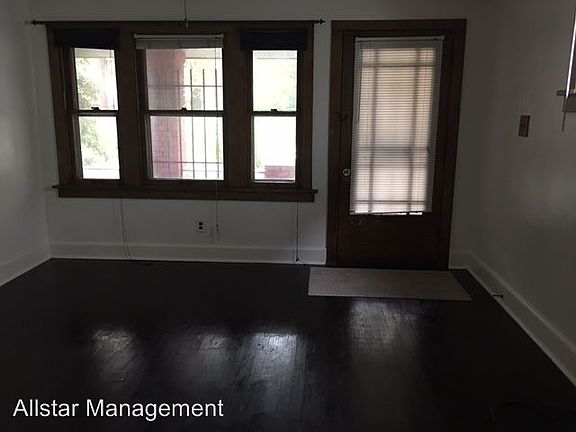 3rd image of 366 E 161st St