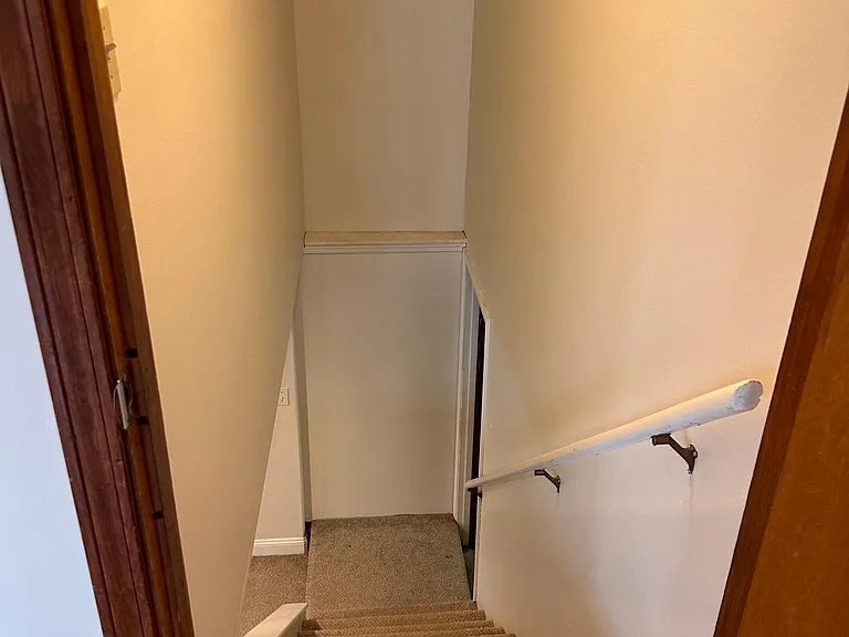 711 SW Merritt St — Photo 17