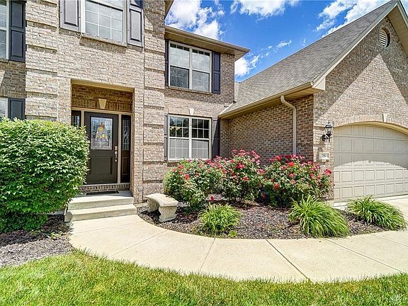 2nd image of 26 Hickory Pointe Dr
