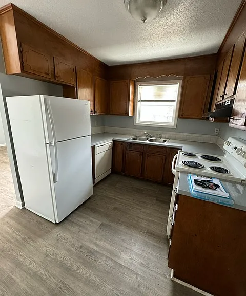 Shattalon Terrace — Photo 1