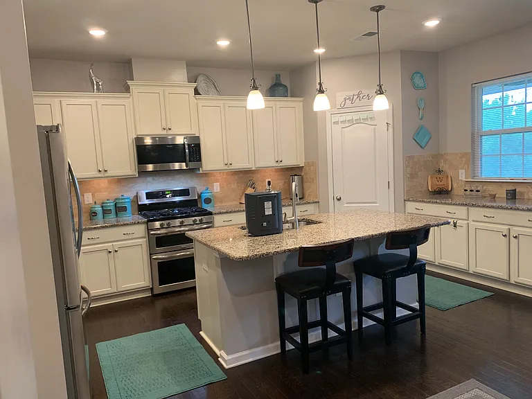 Sapphire Meadow Dr — Photo 8