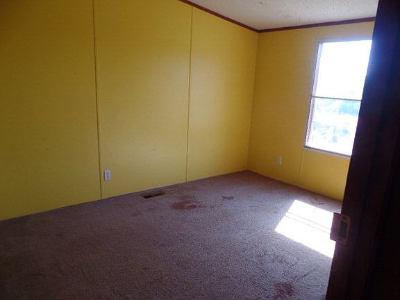 5th image of 123 Englishmans Dr