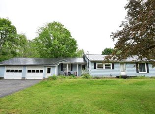 111 Ellsworth Rd, Farmington, NY 14522