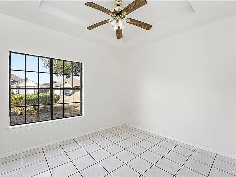 603 W Emerald Dr — Photo 8