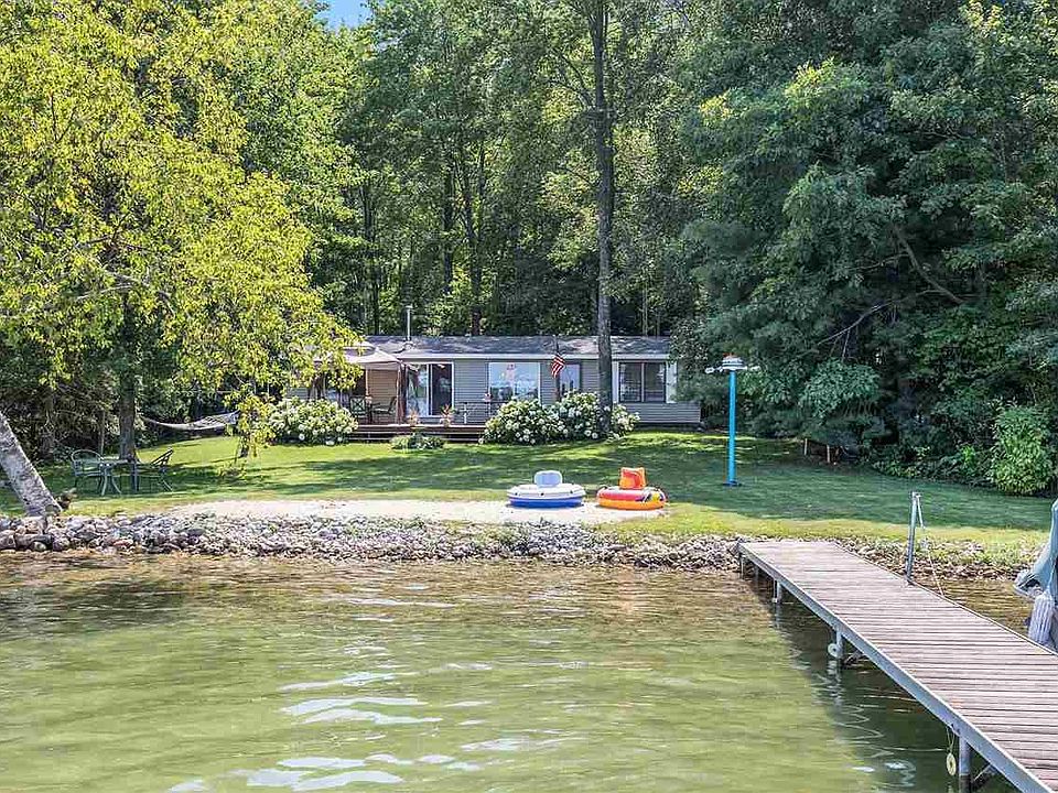 1st image of 4215 Birch Dr