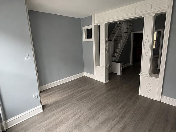 3rd image of 611 E Wishart St