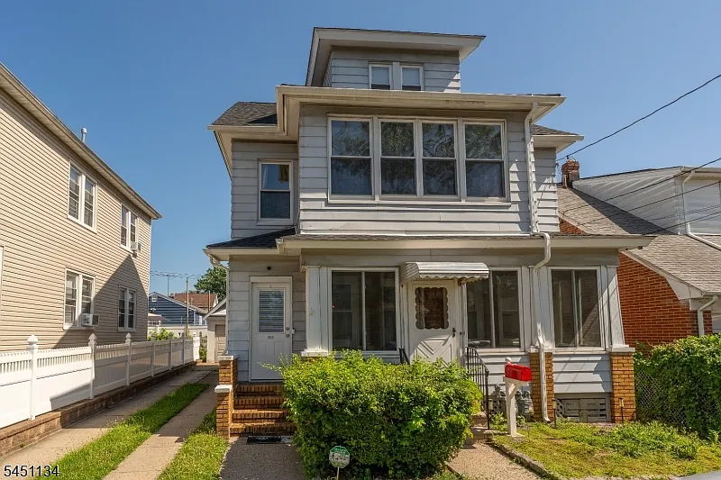 353 Princeton Ave