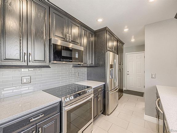 3rd image of 5854 S Quail Street