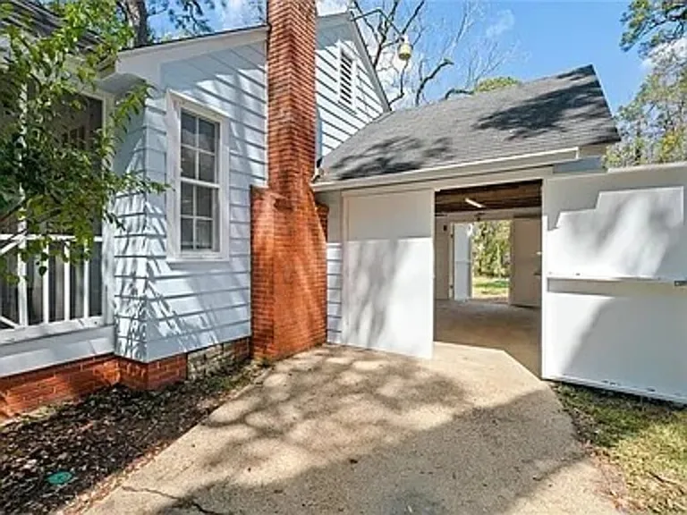 1450 McArthur St — Photo 11