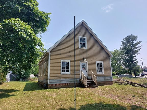 3rd image of 4709 Smith St