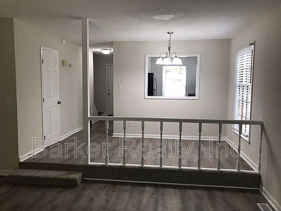3rd image of 4102 Arckelton Dr