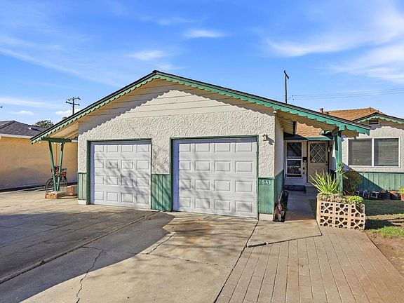 3rd image of 1643 Stardust Ct