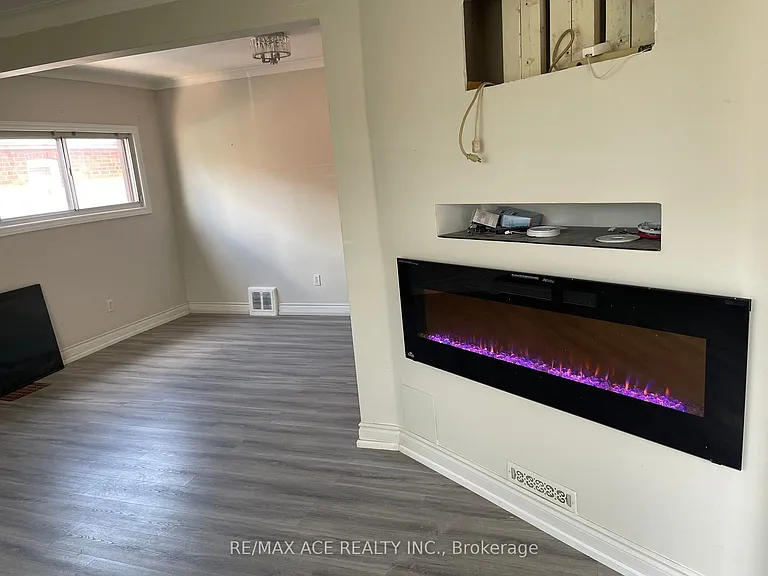 101 Flora Dr #MAIN — Photo 3