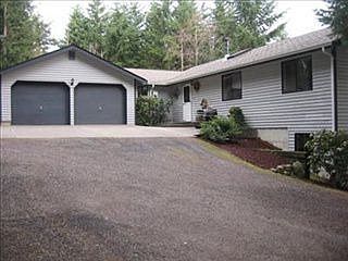 5th image of 11054 Courtney Ln NE
