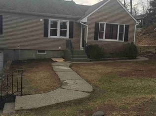 242 Maple Rd, Mahopac, NY 10541