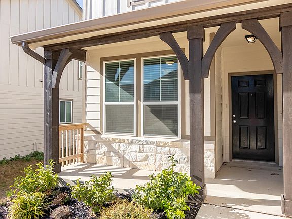 3rd image of 319 Salz Way