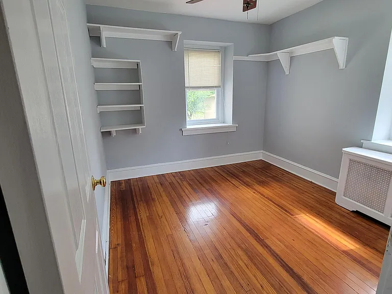 16 Eagleville Rd — Photo 4