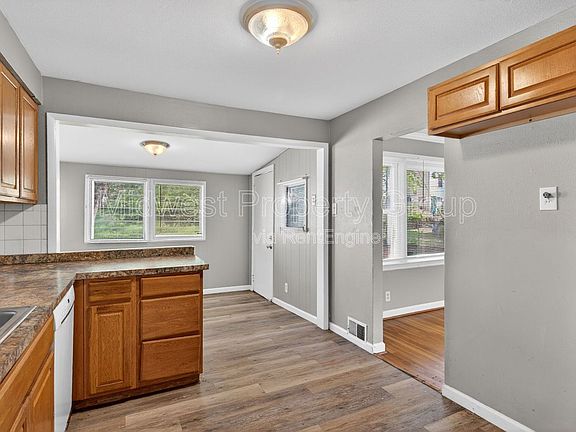 5th image of 1223 Rapid Dr