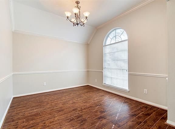 4th image of 7908 Purple Martin Way